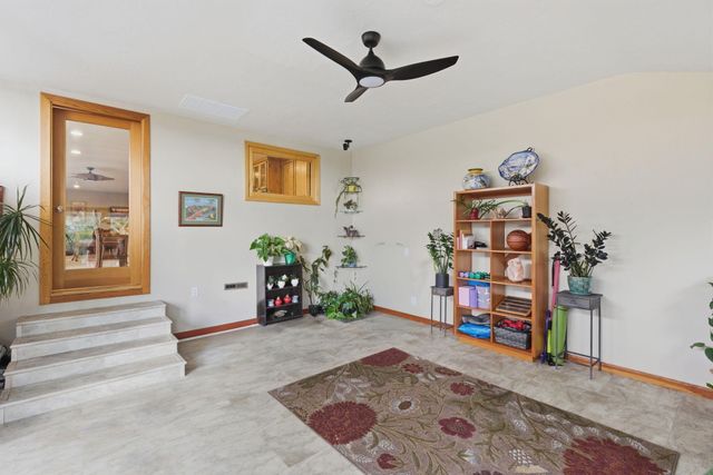 930 NE Wesley Lane, Grants Pass, OR 97526
