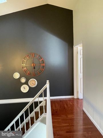 3861 WAYTHORN PL, Fairfax, VA 22033