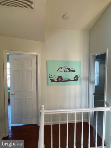 3861 WAYTHORN PL, Fairfax, VA 22033