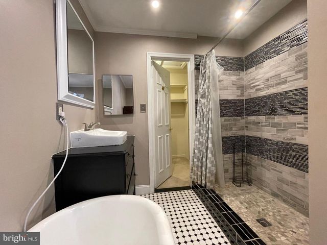 3861 WAYTHORN PL, Fairfax, VA 22033