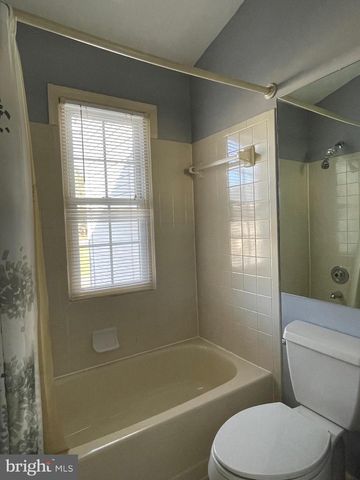 3861 WAYTHORN PL, Fairfax, VA 22033