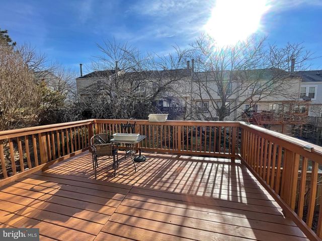 3861 WAYTHORN PL, Fairfax, VA 22033