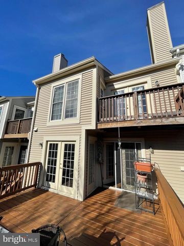 3861 WAYTHORN PL, Fairfax, VA 22033