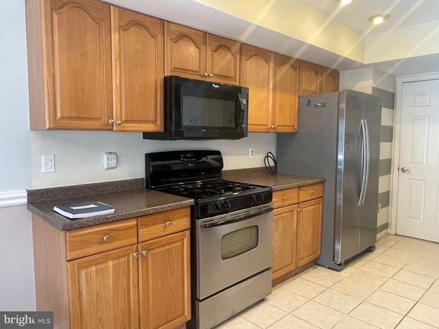 3861 WAYTHORN PL, Fairfax, VA 22033