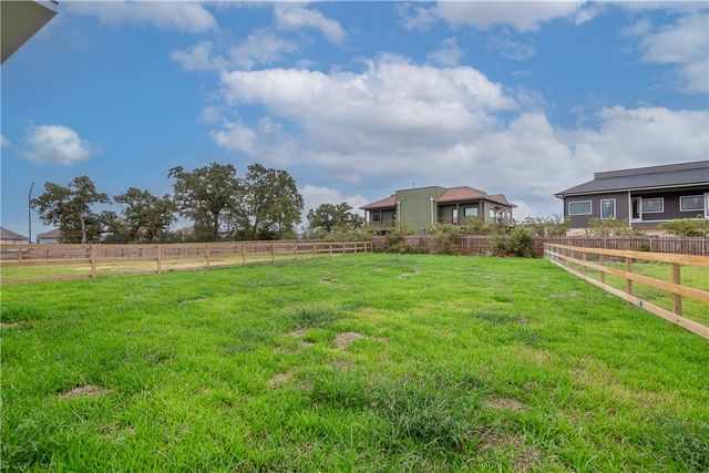 3010 Alpha Wolf Court, College Station, TX 77845