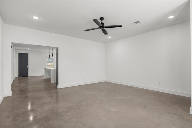 3010 Alpha Wolf Court, College Station, TX 77845