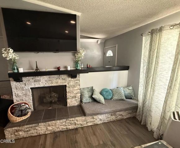 2267 Calle Bellota, Camarillo, CA 93010