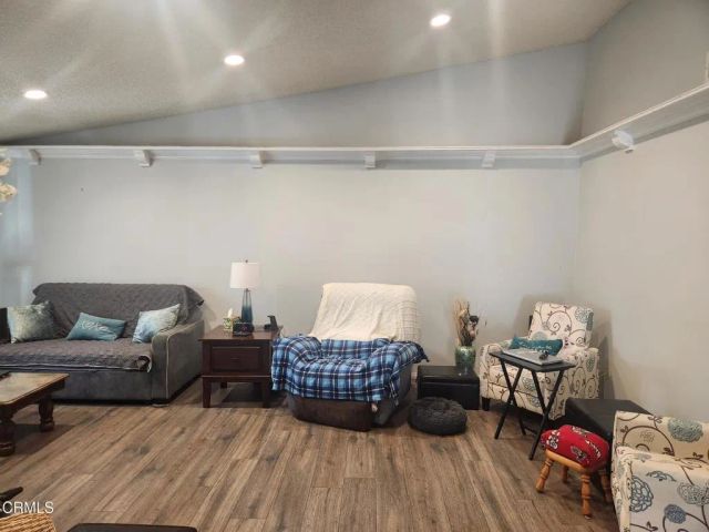 2267 Calle Bellota, Camarillo, CA 93010