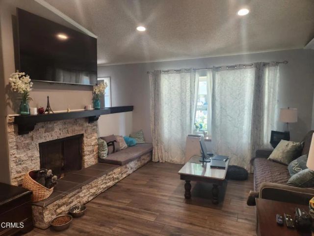 2267 Calle Bellota, Camarillo, CA 93010
