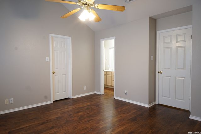7203 SNOWDEN CRST, San Antonio, TX 78240