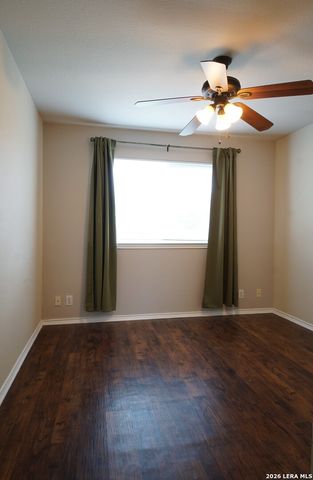 7203 SNOWDEN CRST, San Antonio, TX 78240