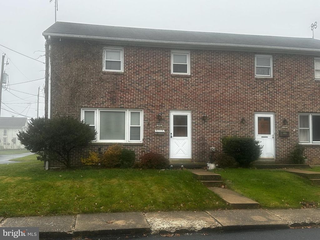 260 BROAD ST, Landisville, PA 17538