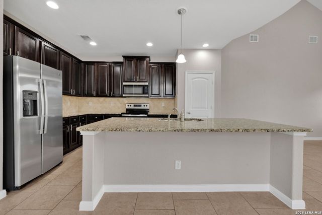 4544 Meadow Green, Schertz, TX 78108