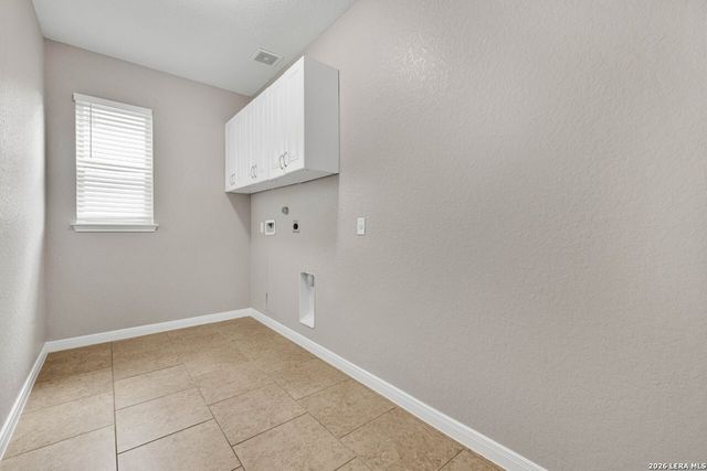 4544 Meadow Green, Schertz, TX 78108