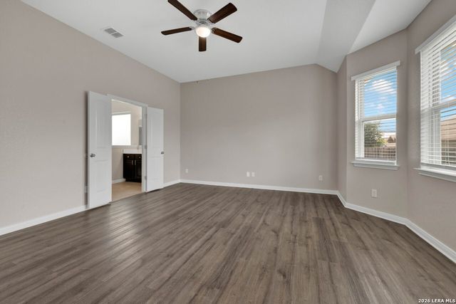 4544 Meadow Green, Schertz, TX 78108