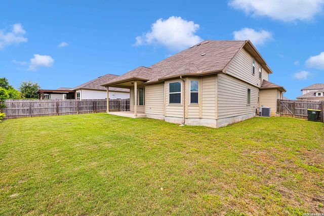 4544 Meadow Green, Schertz, TX 78108