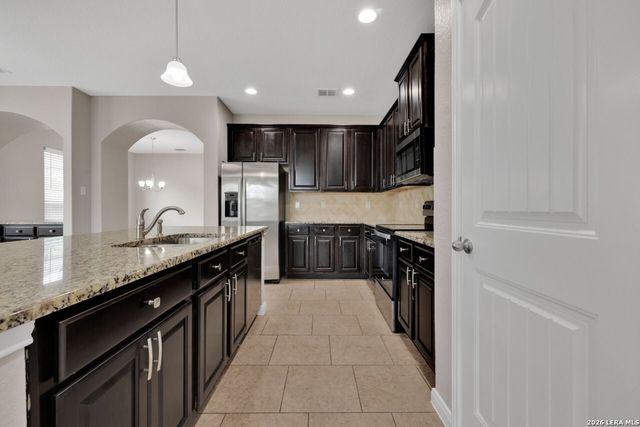 4544 Meadow Green, Schertz, TX 78108
