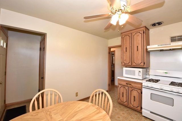 4046 N 85th STREET, Milwaukee, WI 53222