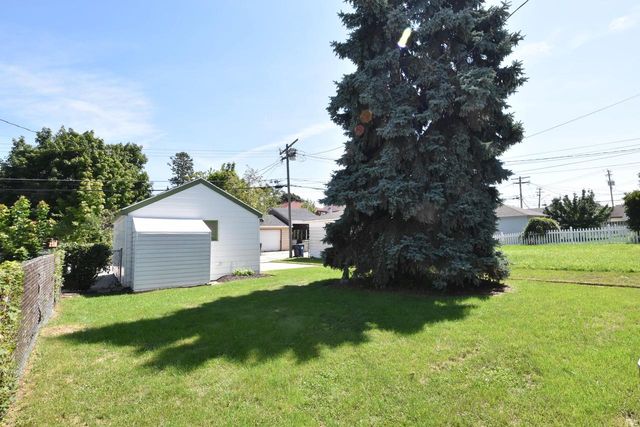 4046 N 85th STREET, Milwaukee, WI 53222