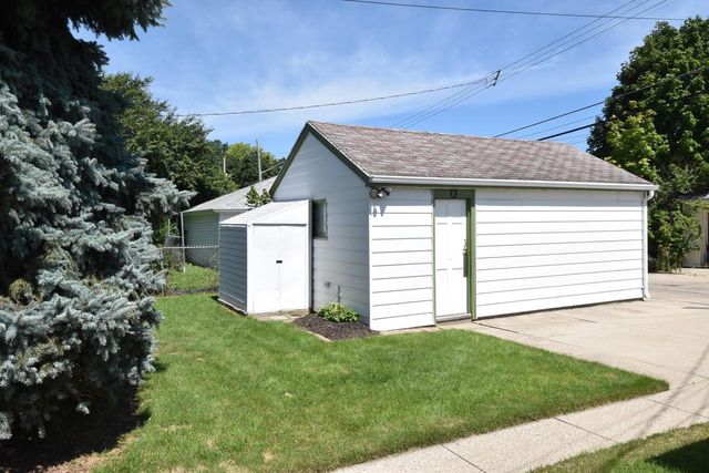 4046 N 85th STREET, Milwaukee, WI 53222