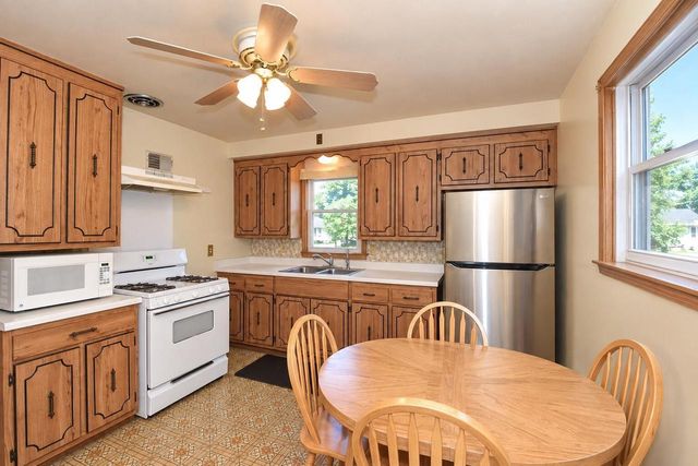 4046 N 85th STREET, Milwaukee, WI 53222