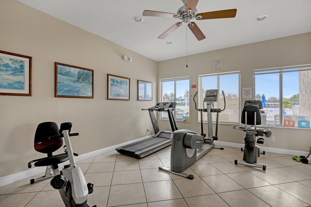 646 Snug Harbor Drive H105, Boynton Beach, FL 33435