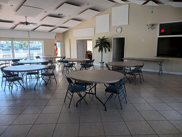 646 Snug Harbor Drive H105, Boynton Beach, FL 33435