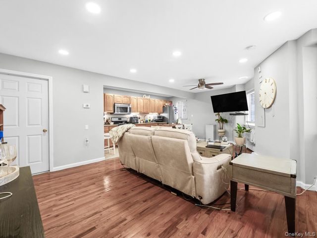 360 E 167th Street, Bronx, NY 10456