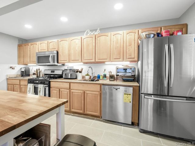 360 E 167th Street, Bronx, NY 10456