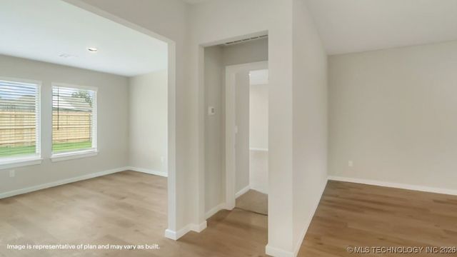 10034 E 131st Place S, Bixby, OK 74008