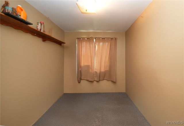 8015 Versailles Road, Evans, NY 14006