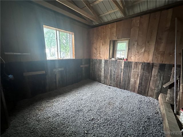 8015 Versailles Road, Evans, NY 14006