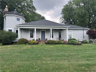 8015 Versailles Road, Evans, NY 14006