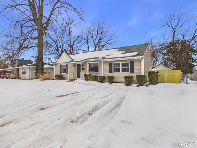 3305 Johnson Road, Granite City, IL 62040