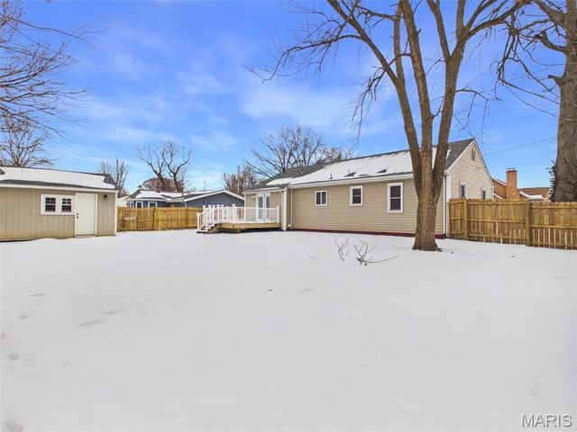 3305 Johnson Road, Granite City, IL 62040