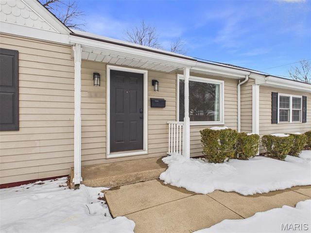 3305 Johnson Road, Granite City, IL 62040