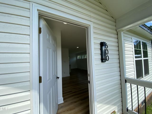 600 River Road, Selma, NC 27576