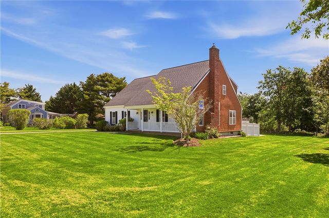 32 James Francis Terrace, Middletown, RI 02842