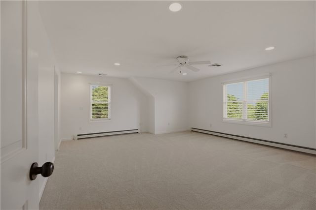 32 James Francis Terrace, Middletown, RI 02842
