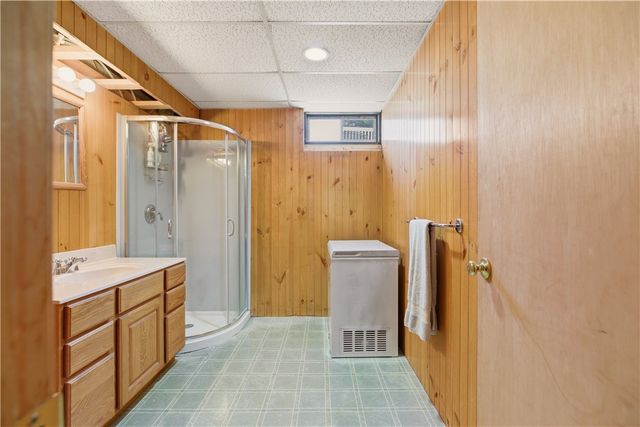 32 James Francis Terrace, Middletown, RI 02842