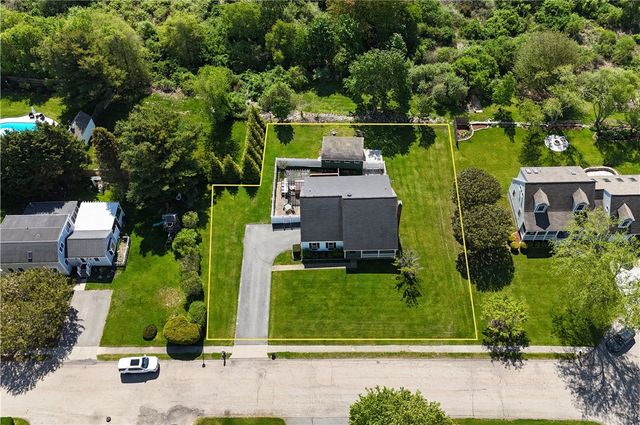 32 James Francis Terrace, Middletown, RI 02842