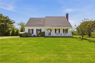 32 James Francis Terrace, Middletown, RI 02842