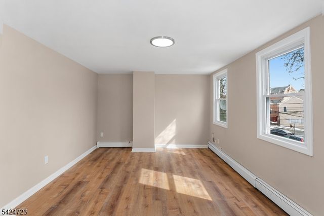 75 Garfield Ave, Paterson City, NJ 07522