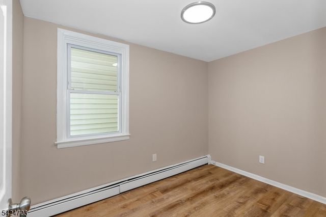 75 Garfield Ave, Paterson City, NJ 07522