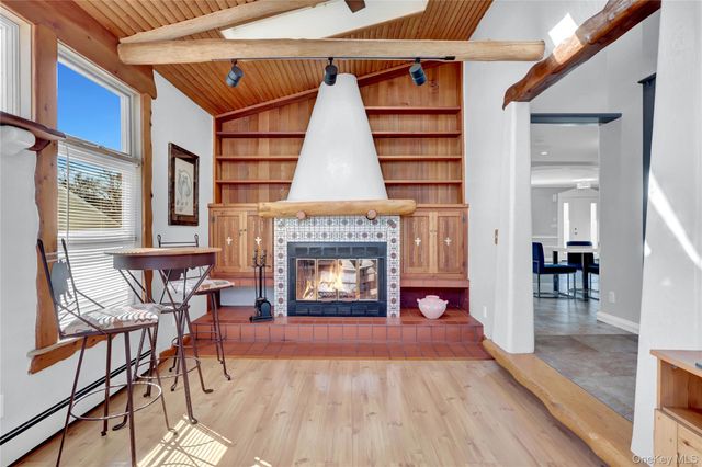 188 N Kentucky Avenue, Massapequa, NY 11758