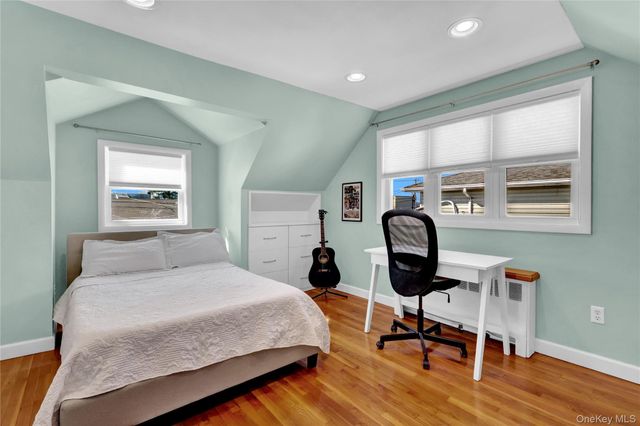 188 N Kentucky Avenue, Massapequa, NY 11758