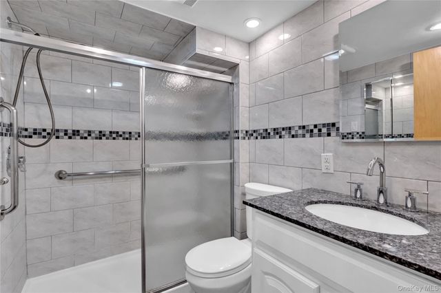 188 N Kentucky Avenue, Massapequa, NY 11758