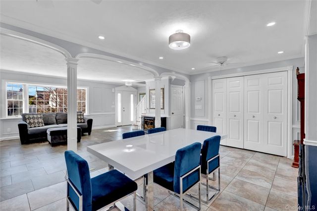 188 N Kentucky Avenue, Massapequa, NY 11758