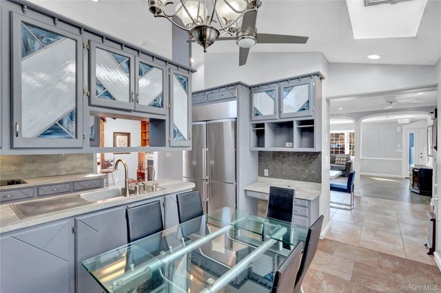 188 N Kentucky Avenue, Massapequa, NY 11758