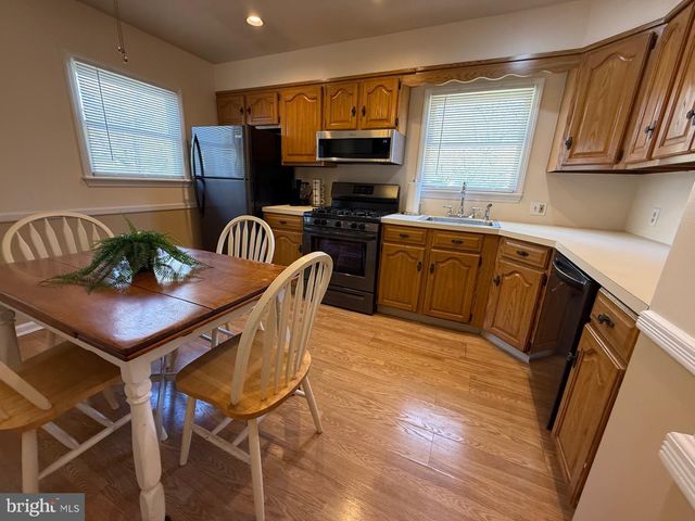 9 KRUEGER LA, Hamilton, NJ 08620